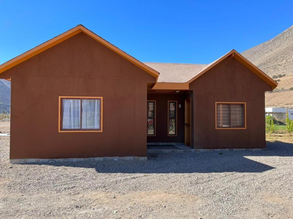 Cabanas Vicuna Cielo De Peralillo - Valle De Elqui 外观 照片