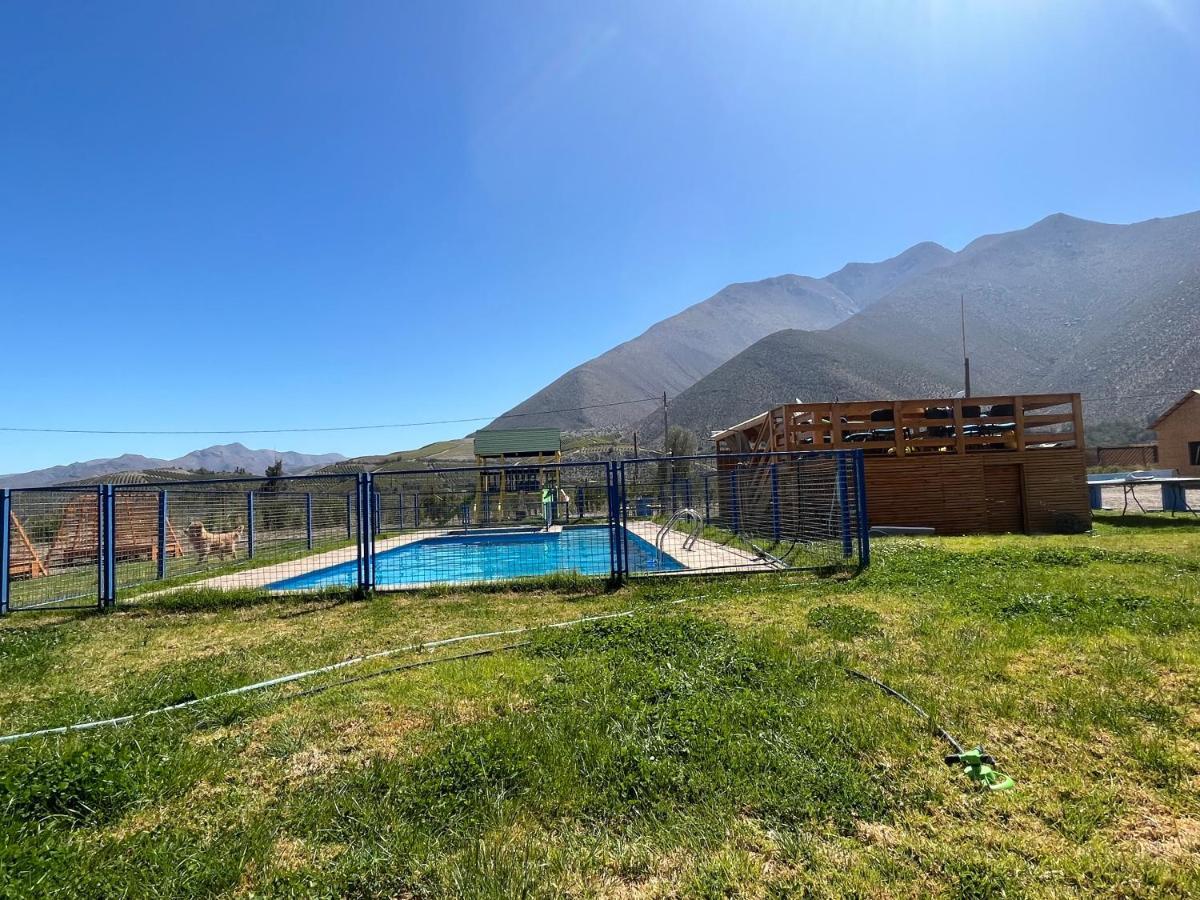 Cabanas Vicuna Cielo De Peralillo - Valle De Elqui 外观 照片